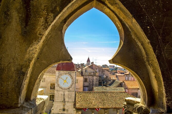 Private Arrival Transfer: Split Airport to Split, Trogir, Makarska,Tucepi and Baska Voda Hotels - What to Expect Inside the Vehicle