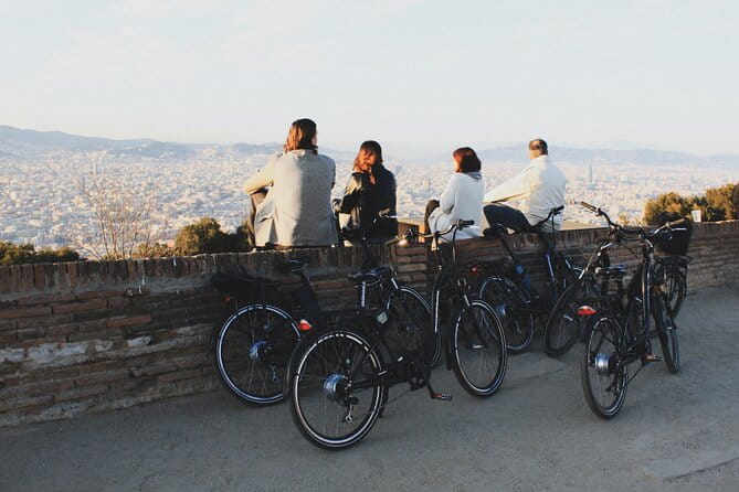 Private Barcelona Bike Tour, Gaudi's Art and Medieval Districts with Local Guide - Who This Tour Is Perfect For