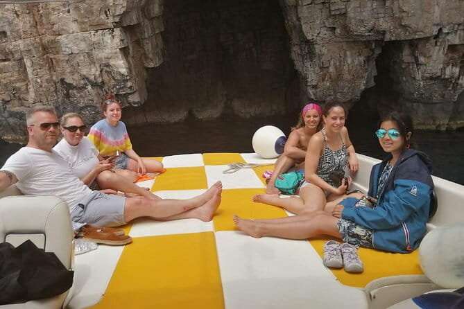 Private boat transfer Split - Bol - The Sum Up