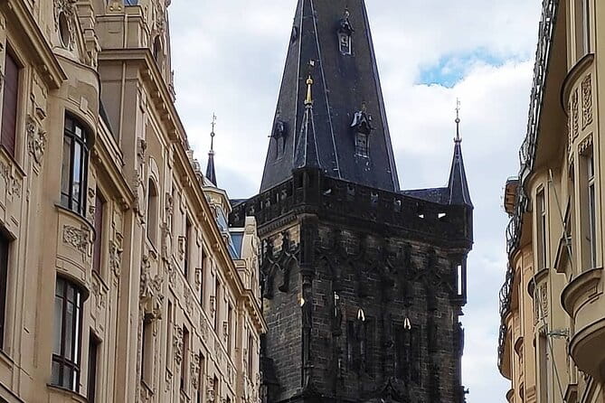 Private car or minivan transfer from Budapest to Prague or back - The Route and Optional Stops: Making the Journey Unique