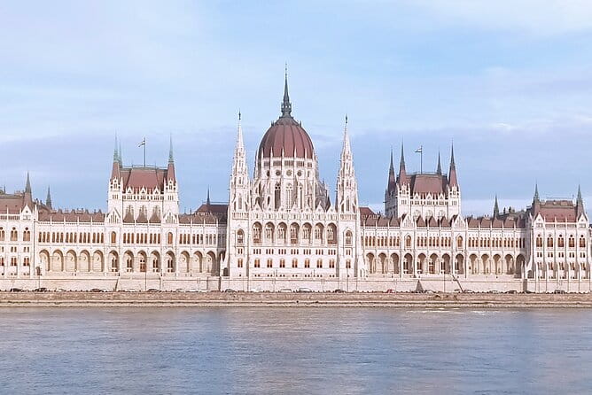 Private car or minivan transfer from Budapest to Vienna or back. - Price, Value, and Who Should Consider This