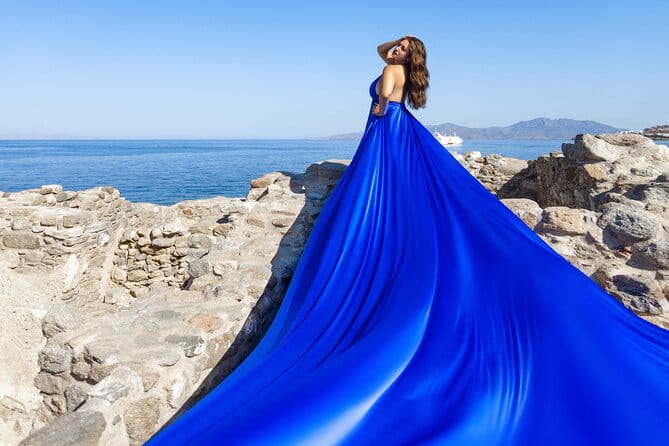 Private Flying Dress Photoshoot in Mikonos - Who Should Consider This?