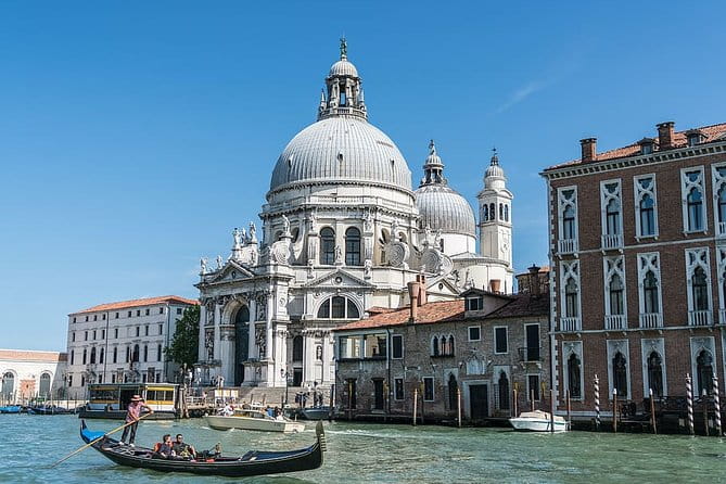 Private Full Day Tour from Milan to Venice with local tour guide and fast train - Who Is This Tour Best For?