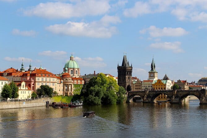 Private Full Day Tour to Prague from Vienna with a Local Guide - Who Will Love This Tour?