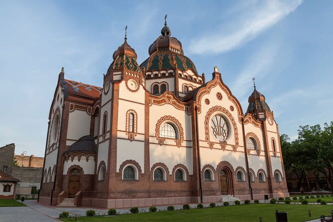 Private Full-Day Tour to Subotica, Pali lake & Sombor from Belgrade - FAQ