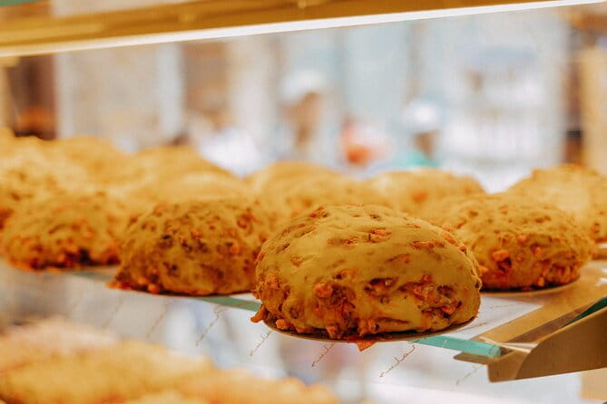 Private Gourmet walking tour of Lyon and Les Halles Paul Bocuse - Practical Tips for Booking and Enjoying the Tour