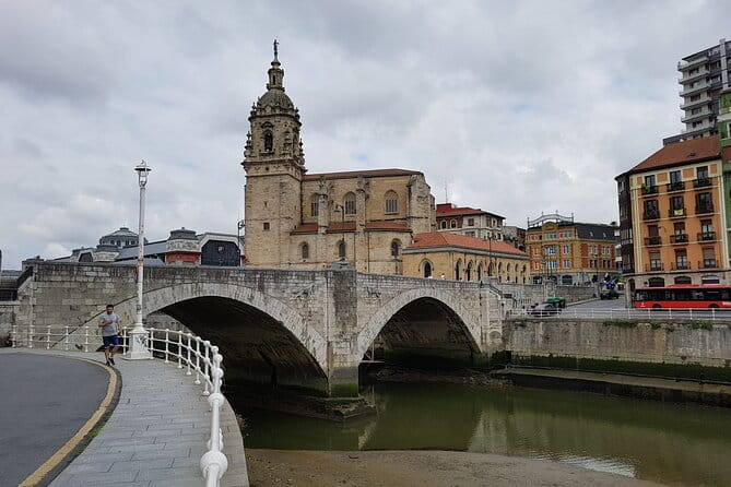 Private Guided Full-Day Walking Tour in Bilbao - The Experience and Who Should Consider It