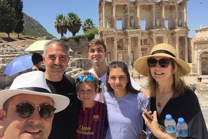 Private Guided Tour of Ephesus and House of Virgin Mary - The Ruins of the Temple of Artemis: A Glimpse of Grandeur