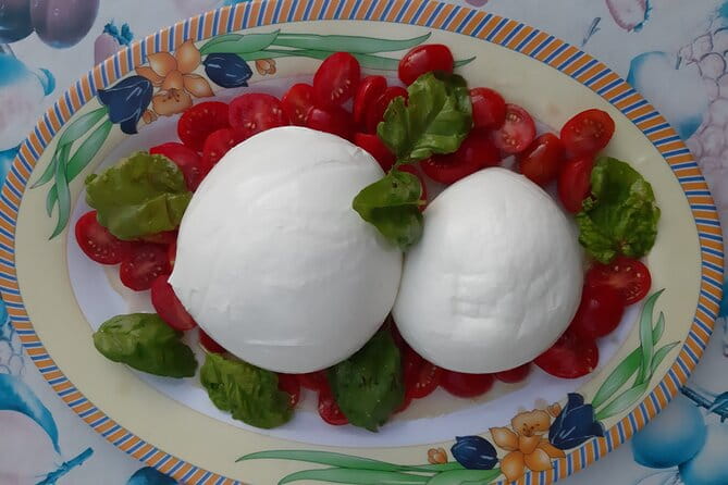 Private Guided Tour Visit Marvelous Naples as if you were a Neapolitan - Walking Through Naples’ Heart: The Itinerary in Detail