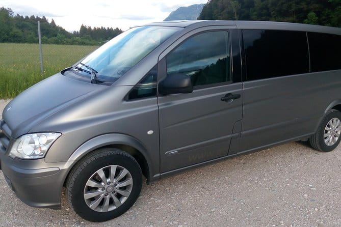 Private one way transfer from Cesky Krumlov to Vienna - Who Should Consider This Transfer?