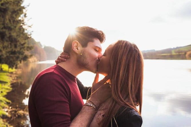 Private Photo Session with a Local Photographer in Lyon - Price, Logistics, and Practical Considerations