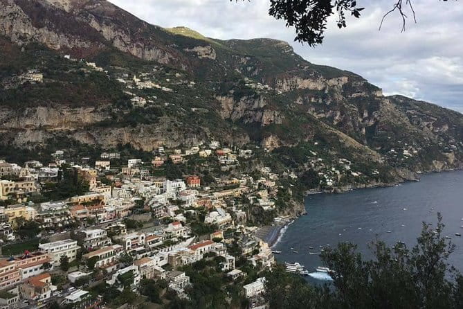 Private Tour Pompeii and Winery - Who Should Book This Tour?