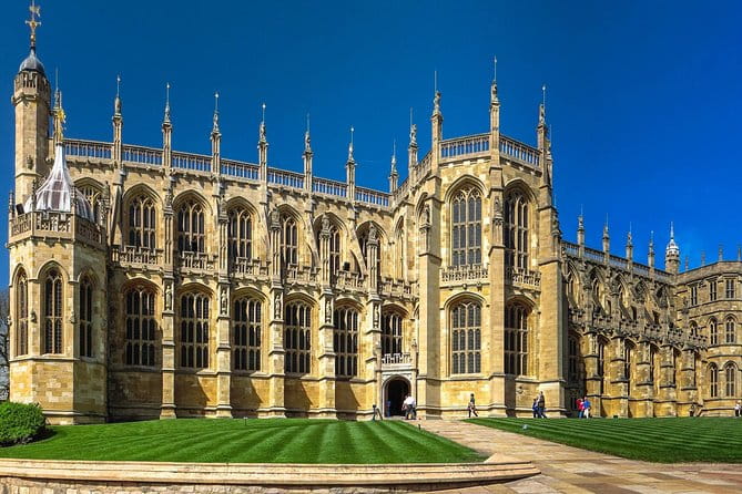 Private Tour to Stonehenge and Windsor Castle - FAQ about the Tour