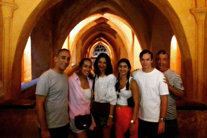 Private tour to the Royal Palace. - Practical Advice for Visitors