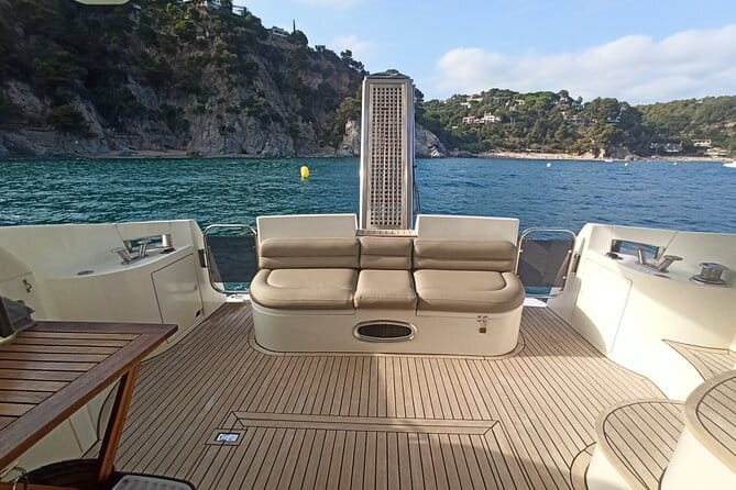 Private Tour with Navigation and Visit to Alella Vineyards - Exploring the Itinerary in Detail