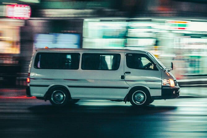 Private Transfer Coach (15 Seats) from Dublin airport to Dublin city center - Seamless Arrival in Dublin: The Transfer Experience