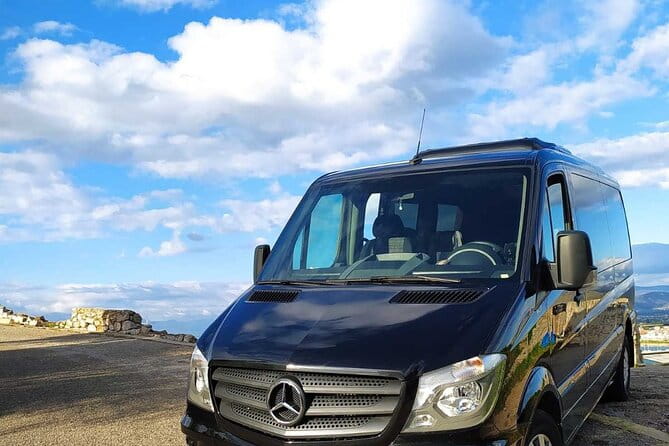 Private transfer from Athens Airport to Athens City Center - Vehicle Comfort and Onboard Amenities