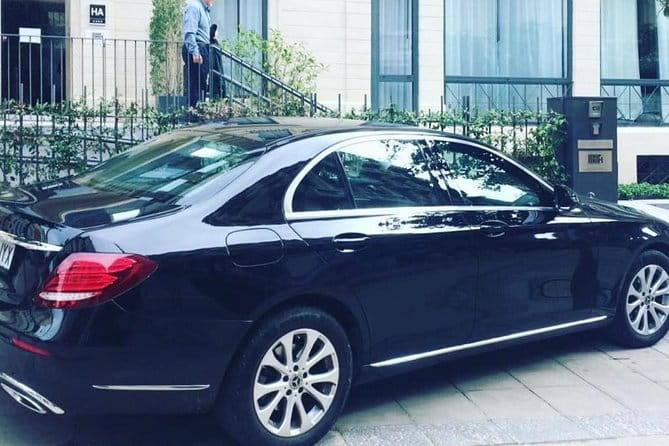 Private Transfer from Barcelona to the Port (or vice versa) - How the Booking and Cancellation Process Works