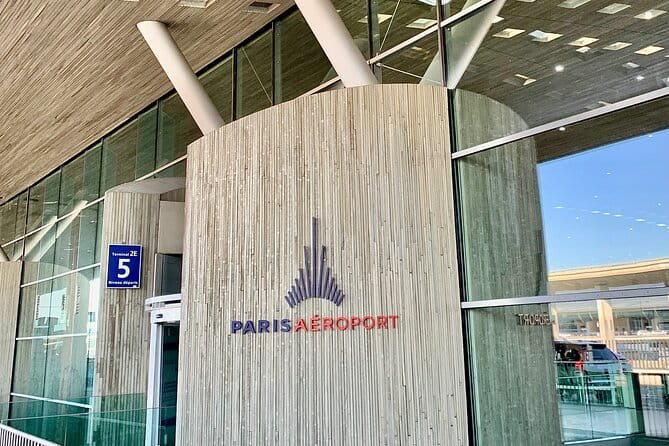 Private Transfer from CDG Airport to Paris - Vice Versa - One way - In-Depth Review of the Private Airport Transfer Experience