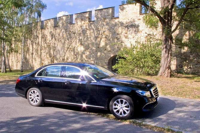 Private Transfer from Passau to Prague with Stopover in Cesky Krumlov - Who Should Consider This Experience?