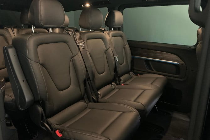 Private Transfer NAPLES to RAVELLO or vv (with Stop option in Pompeii) - The Vehicle and Onboard Comforts