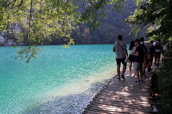 Private Trip to Plitvice Lakes from Zagreb with ticket included - FAQ