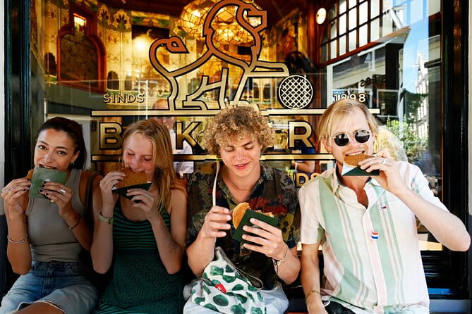 Private Utrecht Food Walking Tour with 8 Tastings - Summary