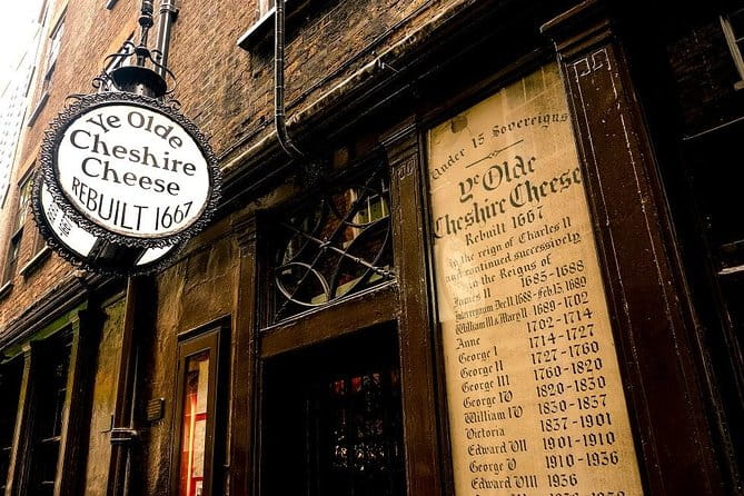 Private Walking Tour: Historic and Hidden Pubs of London - What to Expect on the Tour