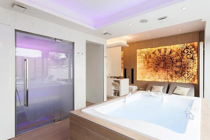 Private Wellness (3 hours) - Entering the Luxurious Realm of Leuvens Private Spa