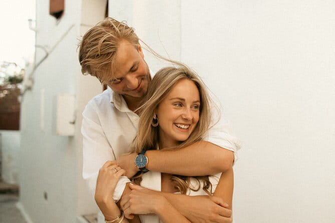 Professional Photoshoot in Lindos - Who Should Consider This Experience?