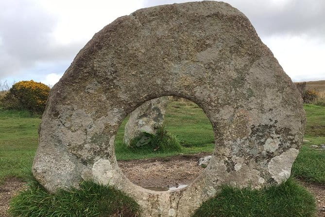 Quoits, Stone circles and Monoliths on Bodmin Moor - What to Expect for the Price and Logistics