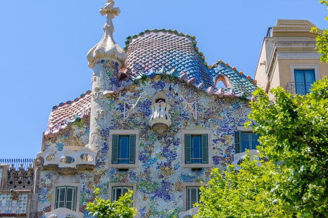 Reserved Entrance to Casa Batlló with Audio Guide in Barcelona - Price and value: Is it worth it?