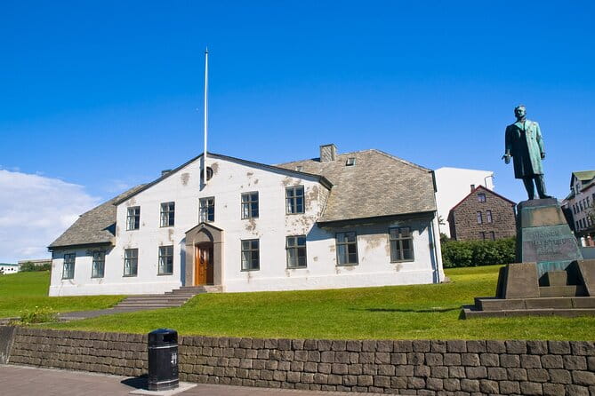 Revel in Reykjavik: Unveiling Icelands Charismatic Capital - Logistics and Practicalities: What to Expect