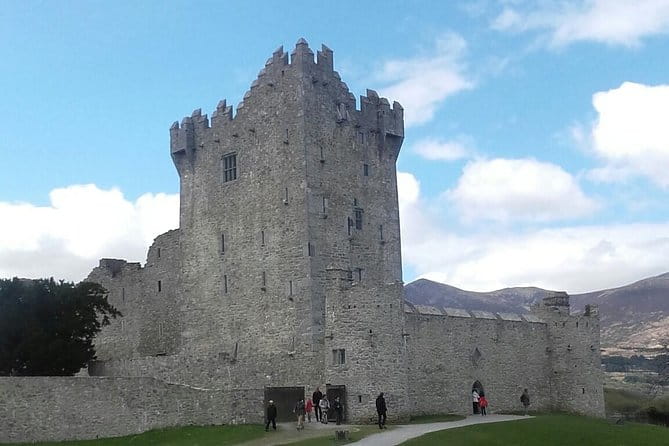 Ring of Kerry & Skellig Ring - Private Tour - Possible Drawbacks or Considerations