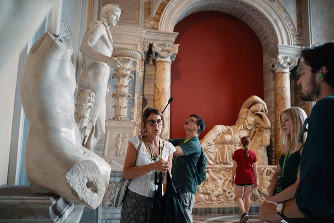 Rome in One Day: with Colosseum, Piazzas and Vatican City - FAQ