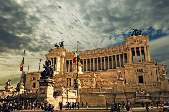 Rome private tour with access Vatican & Colosseum - Vatican Highlights: Access and Expectations