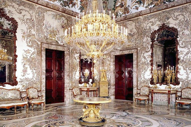Royal Palace of Madrid Private Tour with Tickets - Who Is This Tour Best For?