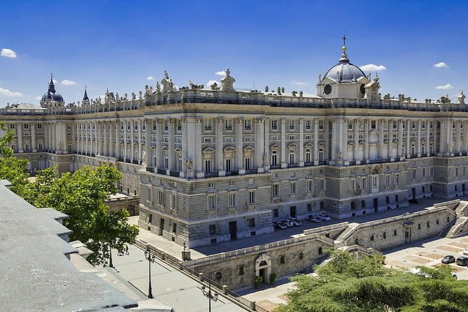 Royal Palace of Madrid Skip the Line Guided Tour - The Highlights of the Palace Tour