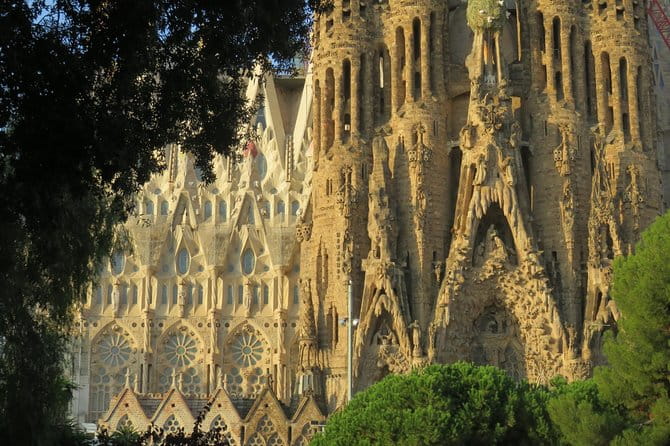 Sagrada Familia Exterior Free Tour: Stories, Secrets & Symbolism - Practical Details