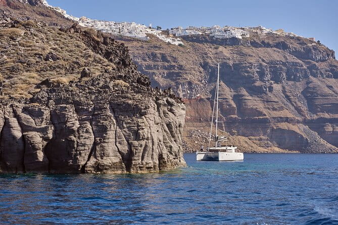 Santorini: Caldera Private Catamaran Cruise with Meal & Drinks - Who Will Love This Tour