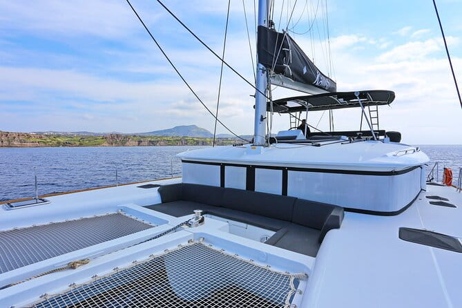 Santorini Oia: Caldera Classic Day Cruise with Snacks & Drinks - The Itinerary: What You’ll See and Do