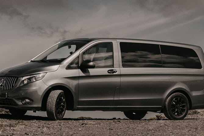 Santorini, Private Transfer with Luxury Airconditioned Vehicle - Why This Transfer Is Worth Considering for Your Trip