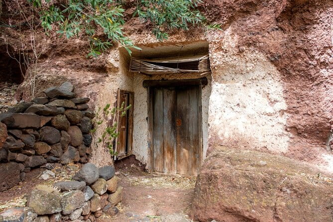 Sea and Mountain Full Day Tour with Lunch - Additional Highlights and Practicalities