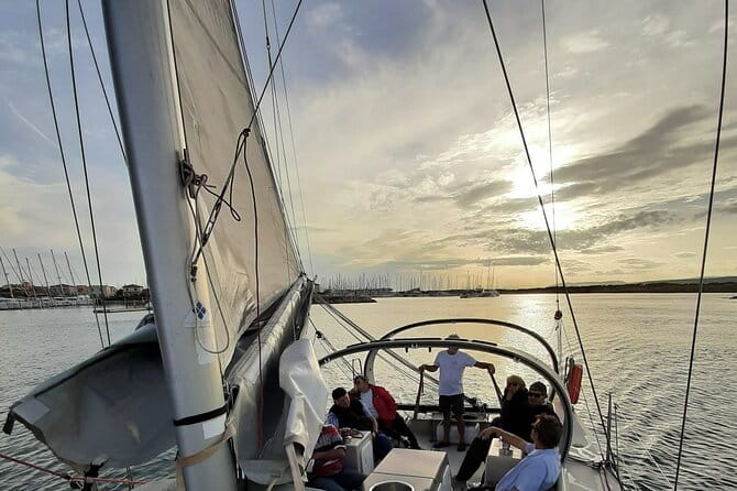 Sea trip in a fast and comfortable sailboat in Leucate: privatization 1/2d - Who Will Love This Experience?