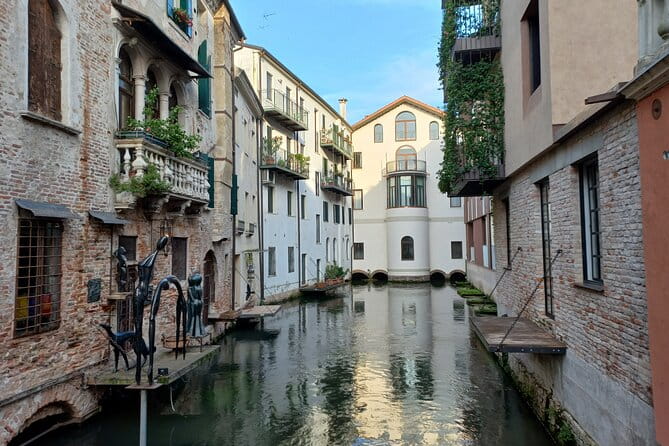 Secret Treviso Walking Tour - Ghost Stories and Eccentric Personalities