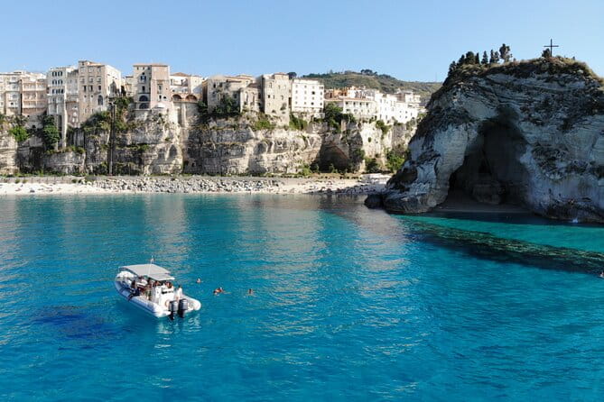 Shared 3-hour sunset tour from Tropea to Capo Vaticano - FAQ