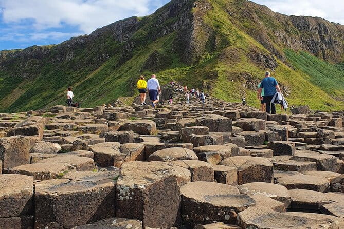 Shore Excursion from Belfast to Giants Causeway & Rope Bridge - Frequently Asked Questions