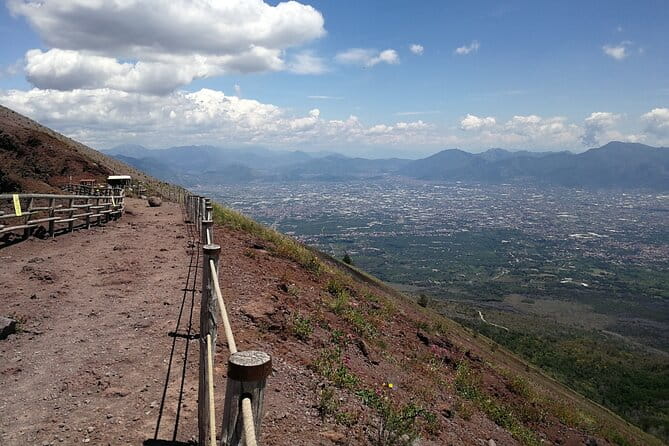 Shore excursion Vesuvius and Pompeii site. - Climbing Mount Vesuvius: A Volcanic Adventure