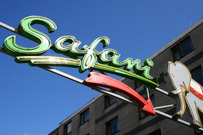 Short walk St. Pauli - the St. Pauli quickie - The Controversial World of Davidstraße