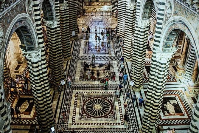 Siena and San Gimignano, The Glory Of Medieval Age In Tuscany - Who Will Love This Tour?